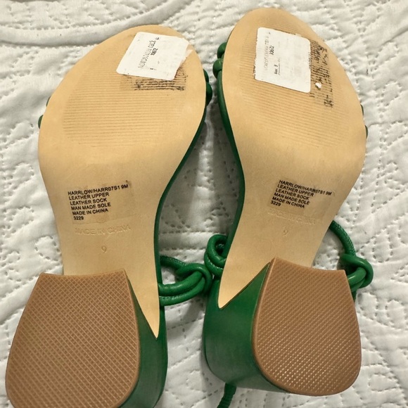 NWT - new STEVE MADDEN Harrlow Green Strappy Block Heel Sandals size 9 - Picture 8 of 8